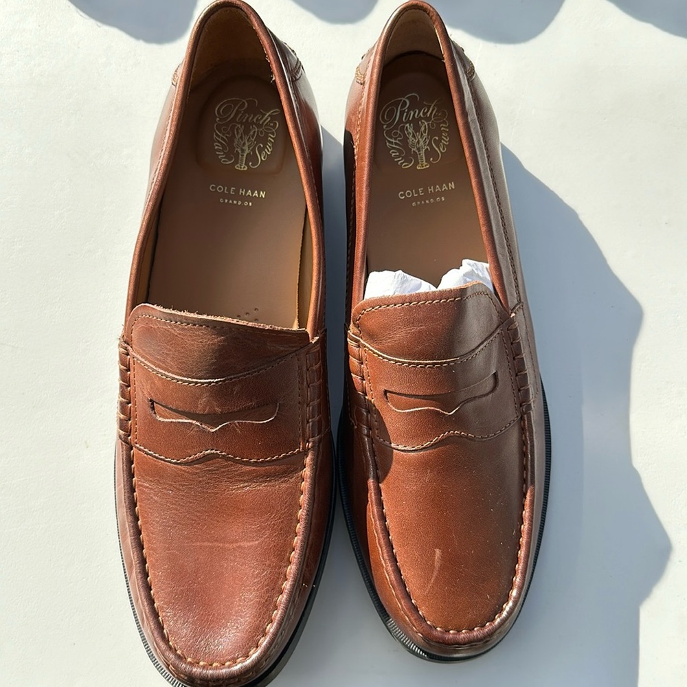 Brand new never worn mens loafers